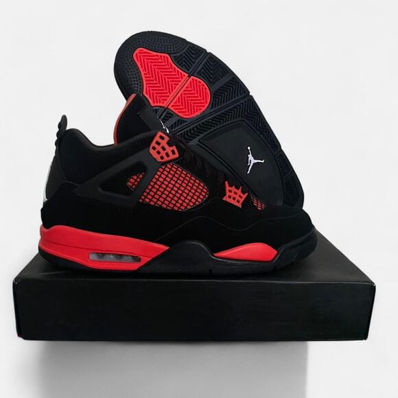 Jordan 4 retro red thunder - size 11 M / 12.5 W US - Picture 1 of 8